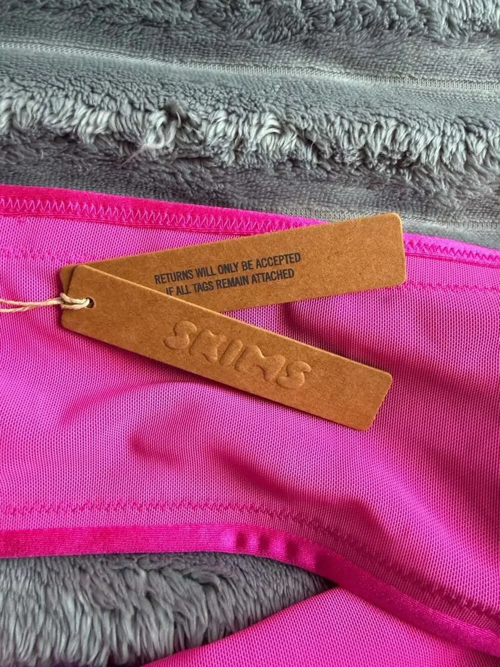 SKIMS Swim Bandeau Top Size 3x Hot Pink Shine Spandex Y2K Coastal Cowgirl